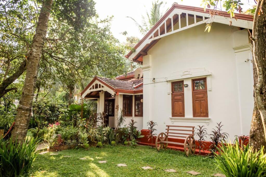 Colonial Residence Kandy Villa Extérieur photo